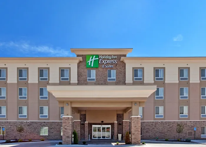 Golf hotel: Holiday Inn Express & Suites North